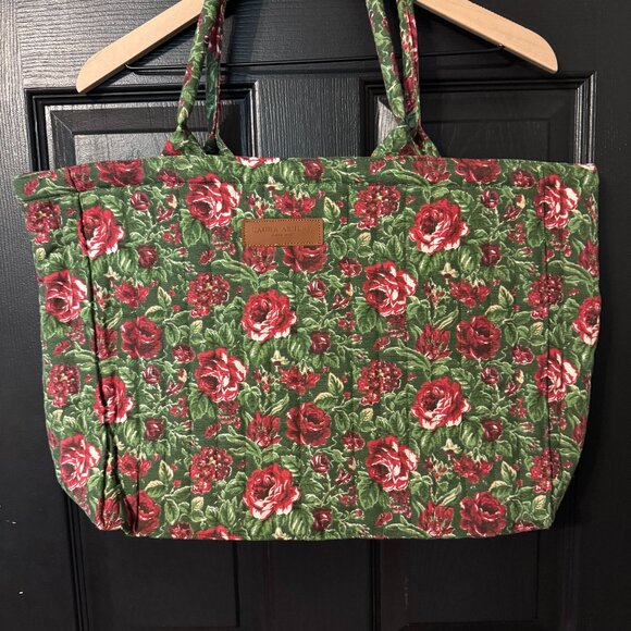 NWT Laura Ashley Oversized Fabric Floral Tote Winter Rose Red Green - Picture 1 of 4
